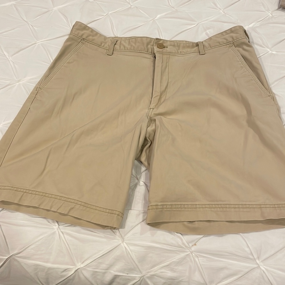 Men’s IZOD shorts